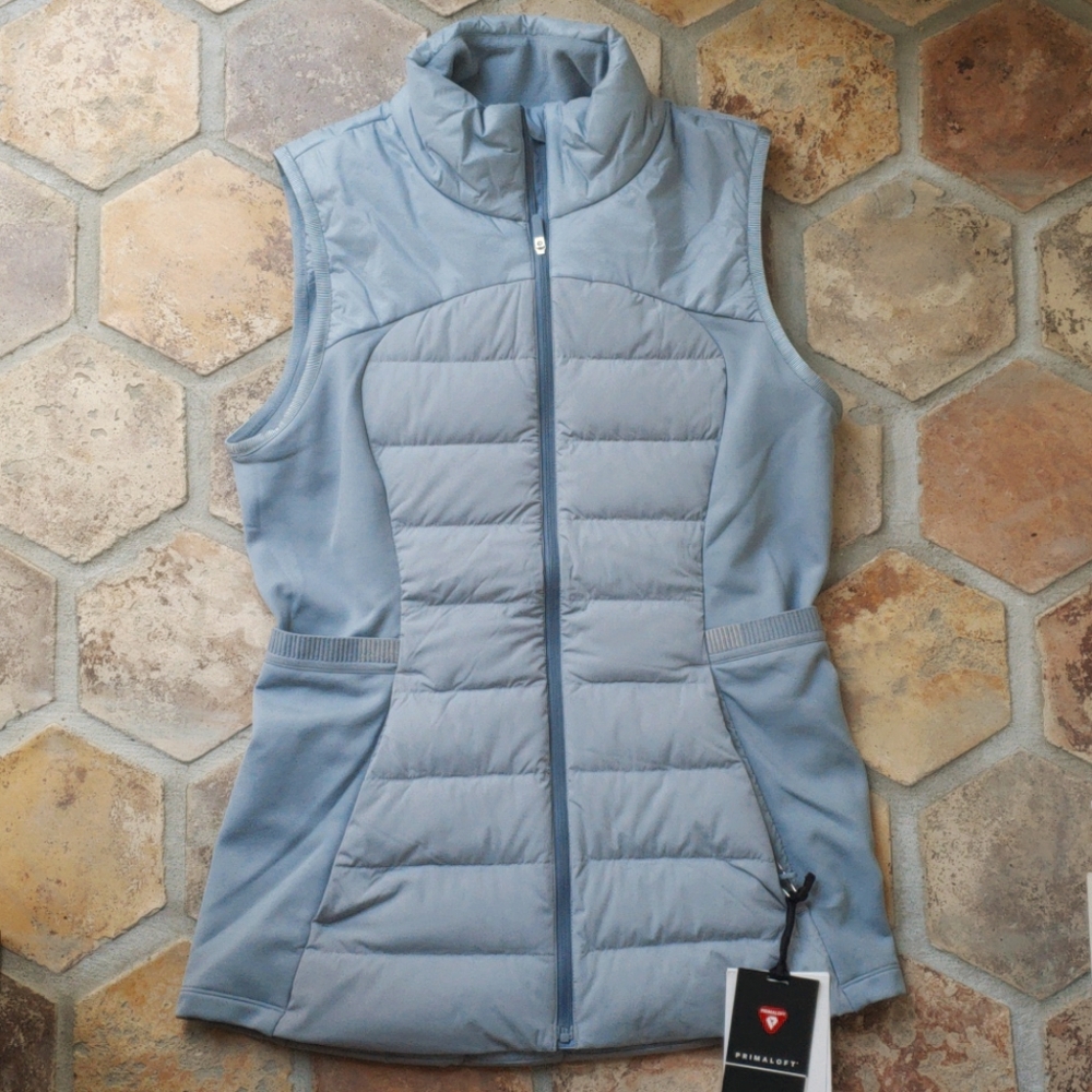 Nwt Lululemon Down For it All vest 6 blue
